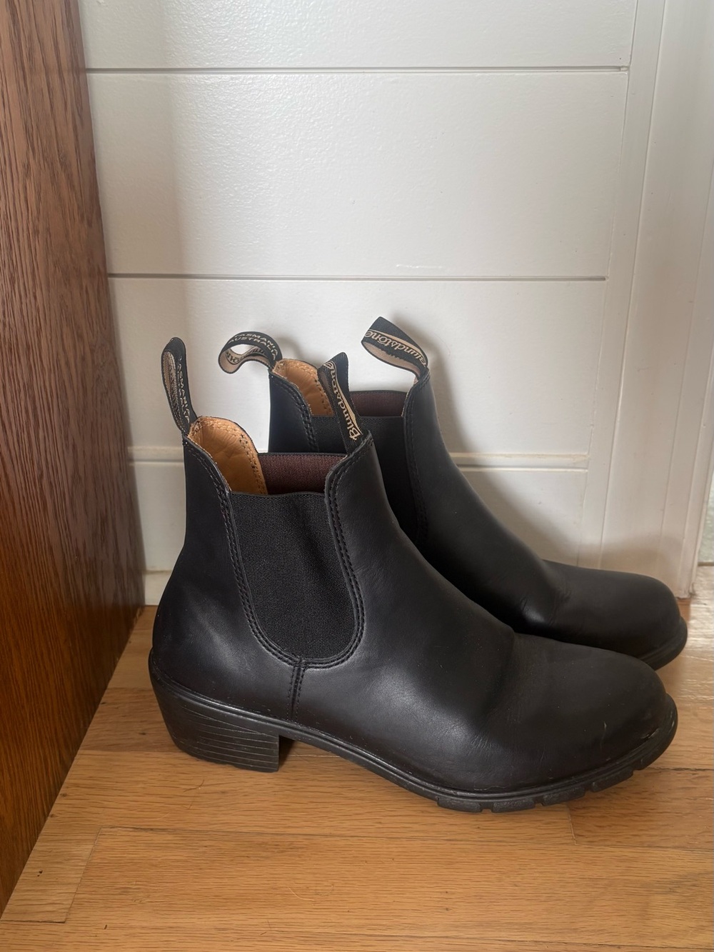 Blundstone Women's 1671 Heel Style Boot | Black | Authentic Like New